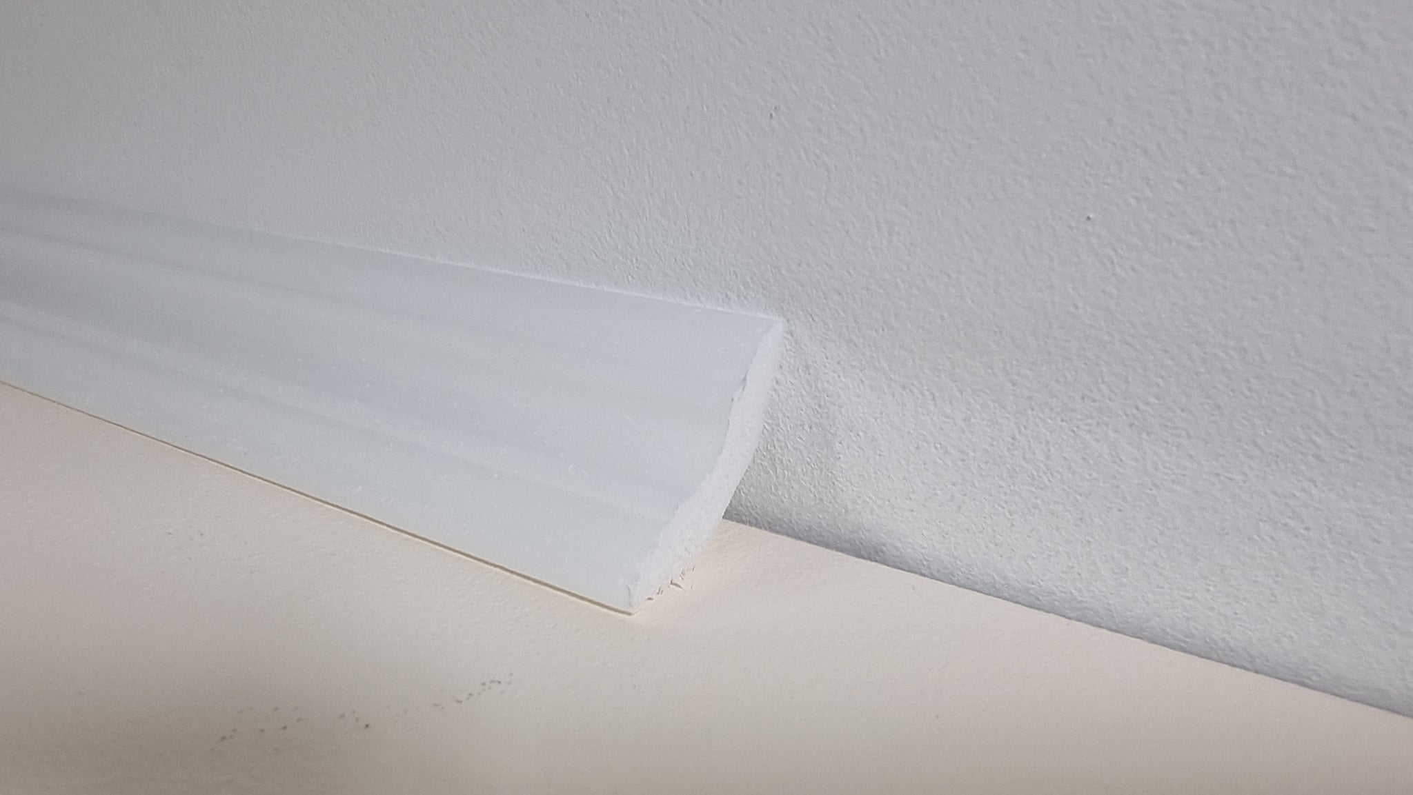 Polystyrene Coving for Wall Ceiling HL40 30x30mm Lightweight XPS