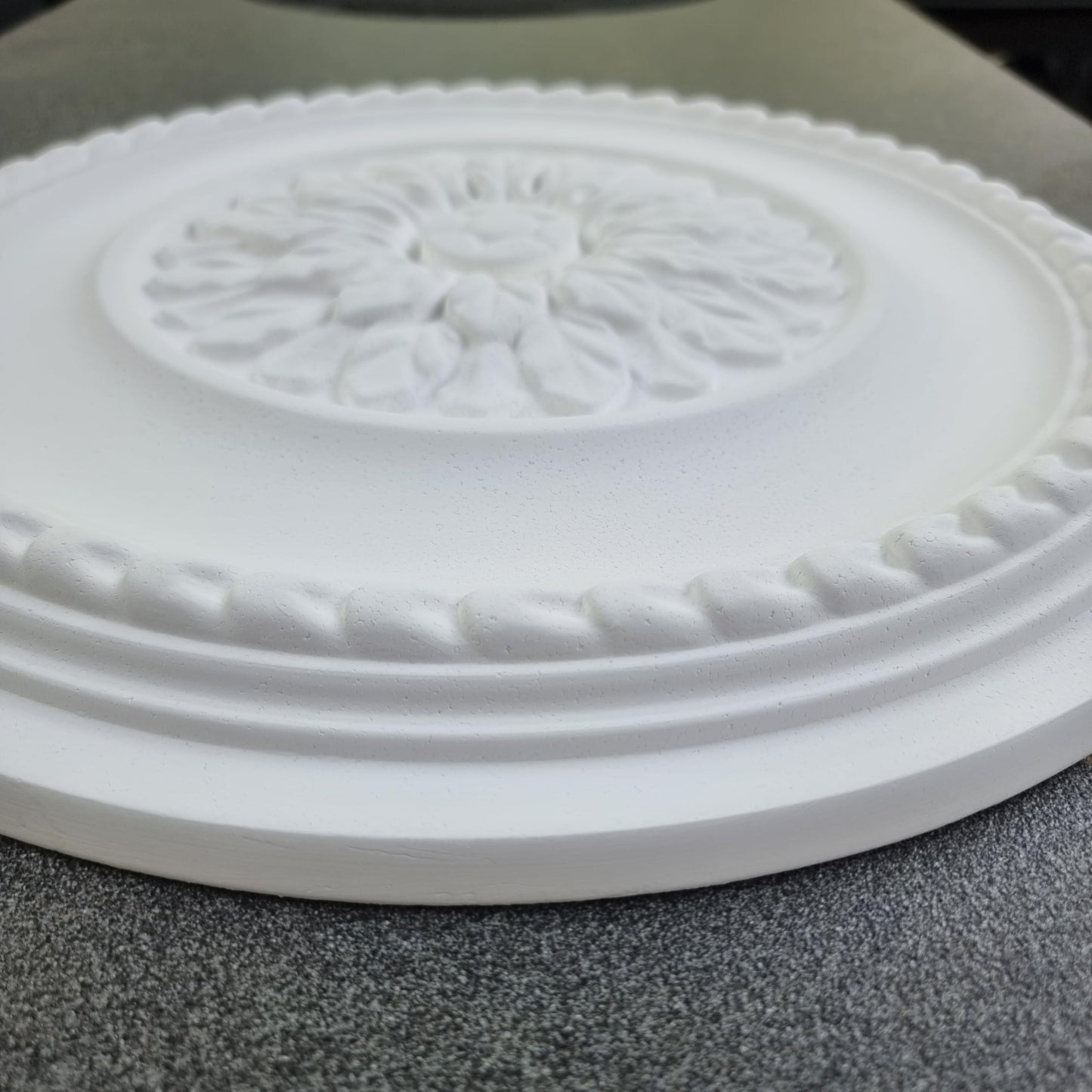 K10 Ceiling Rose Premium 41 cm Large - Floral Ceiling Medallion for Light Fittings & Chandeliers