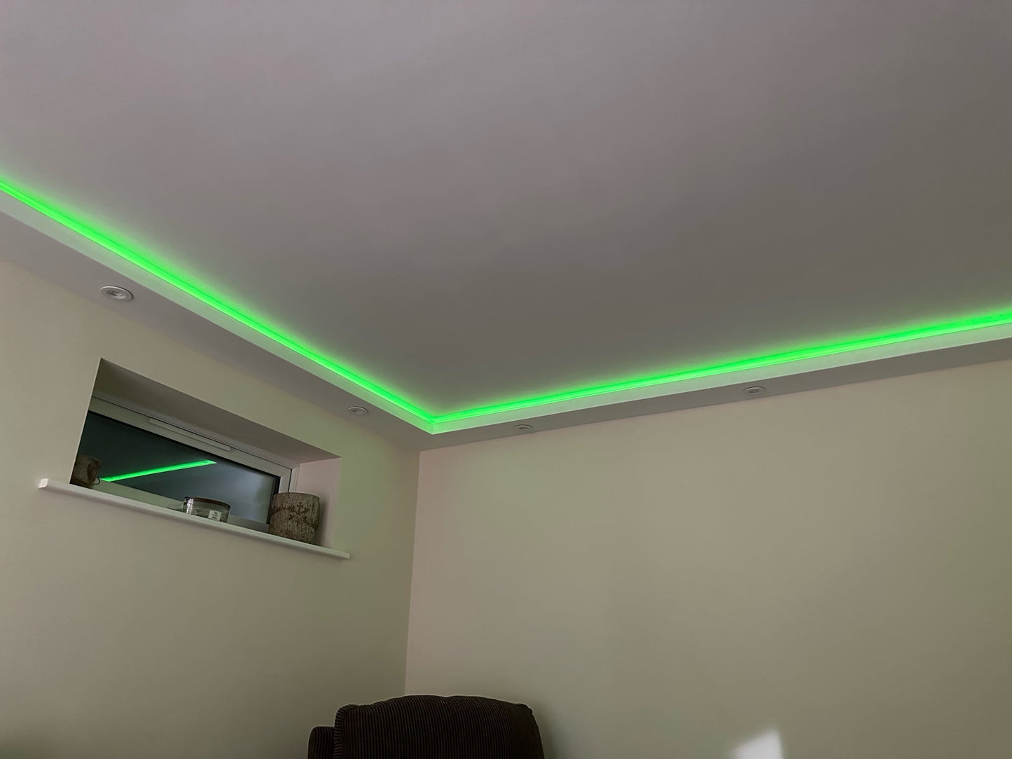 Plaster-Coated LED Downlighting Coving GU10HA 200mm x 80mm | Premium Downlight Cornice