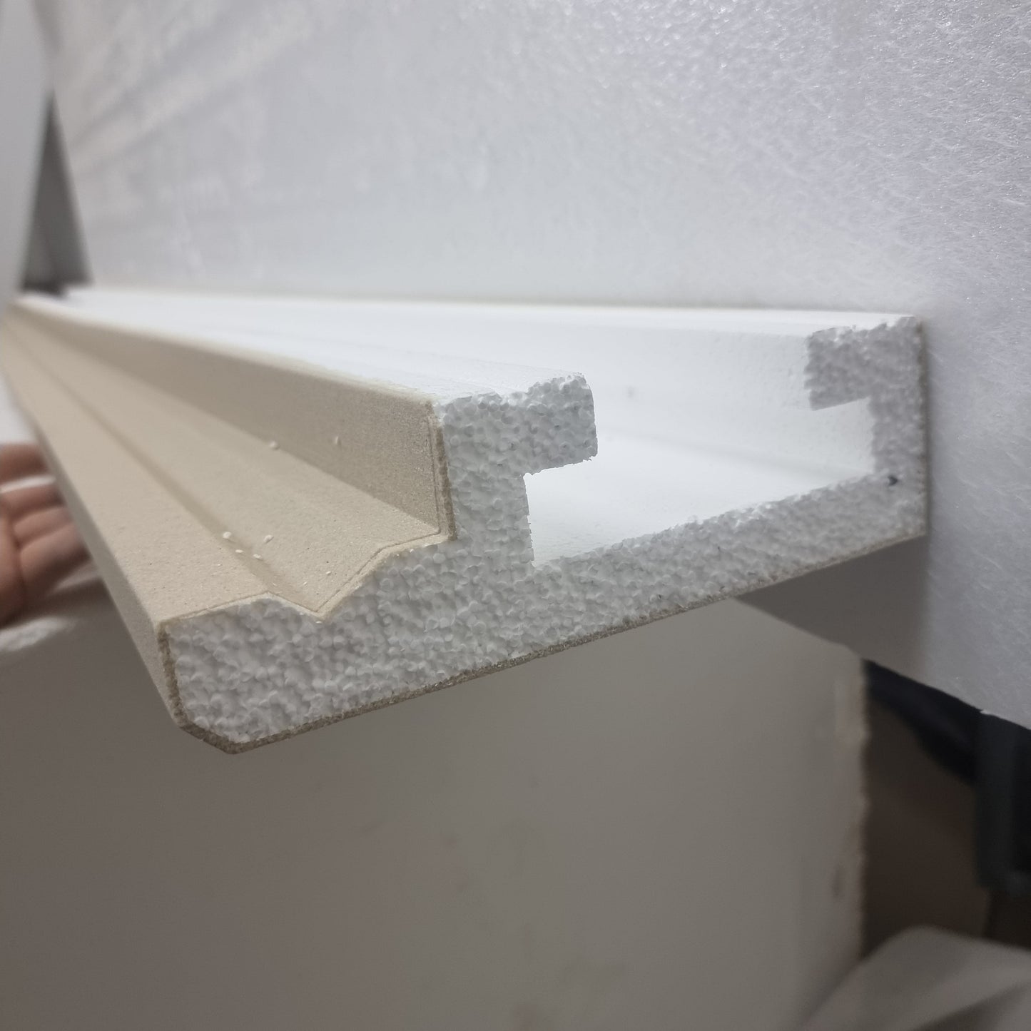 Plaster-Coated LED Downlighting Coving LU4HA 200mm x 60mm | Premium Downlight Cornice