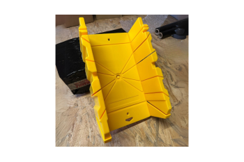 Mitre Box Heavy-Duty Multi-Angle for cutting corners